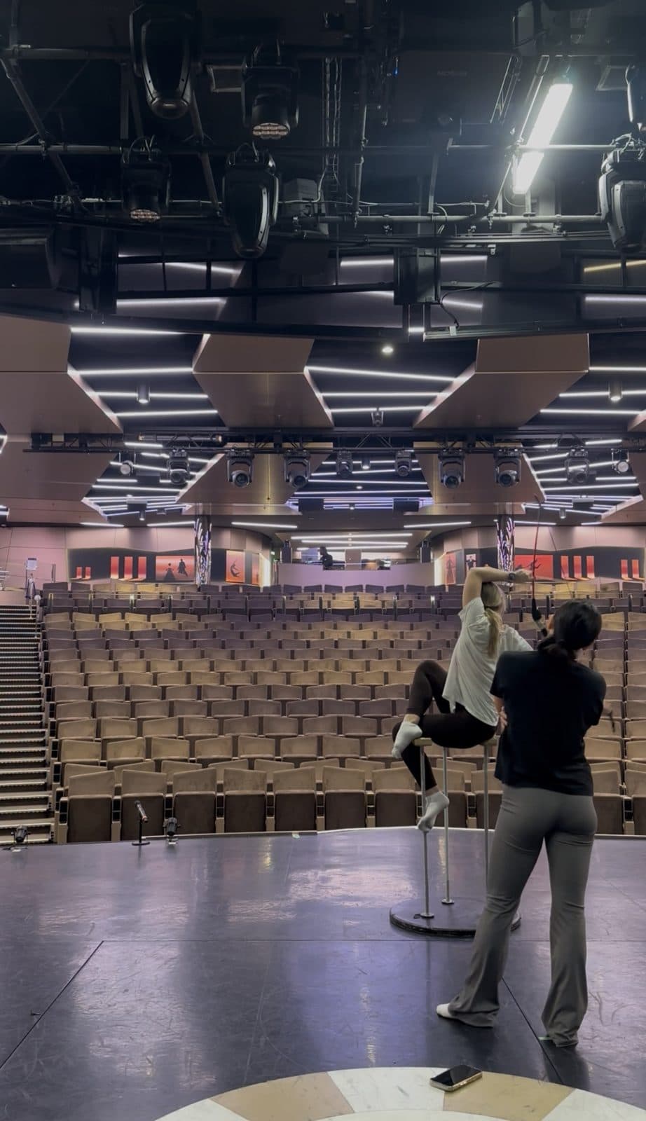 Show direction